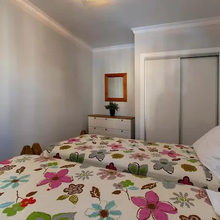 Mare 6 - Two Bed Адехе