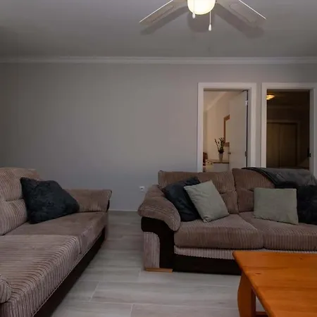 Mare 6 - Two Bed Апартаменты